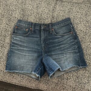 Madewell hi-rise Jean Shorts 25
